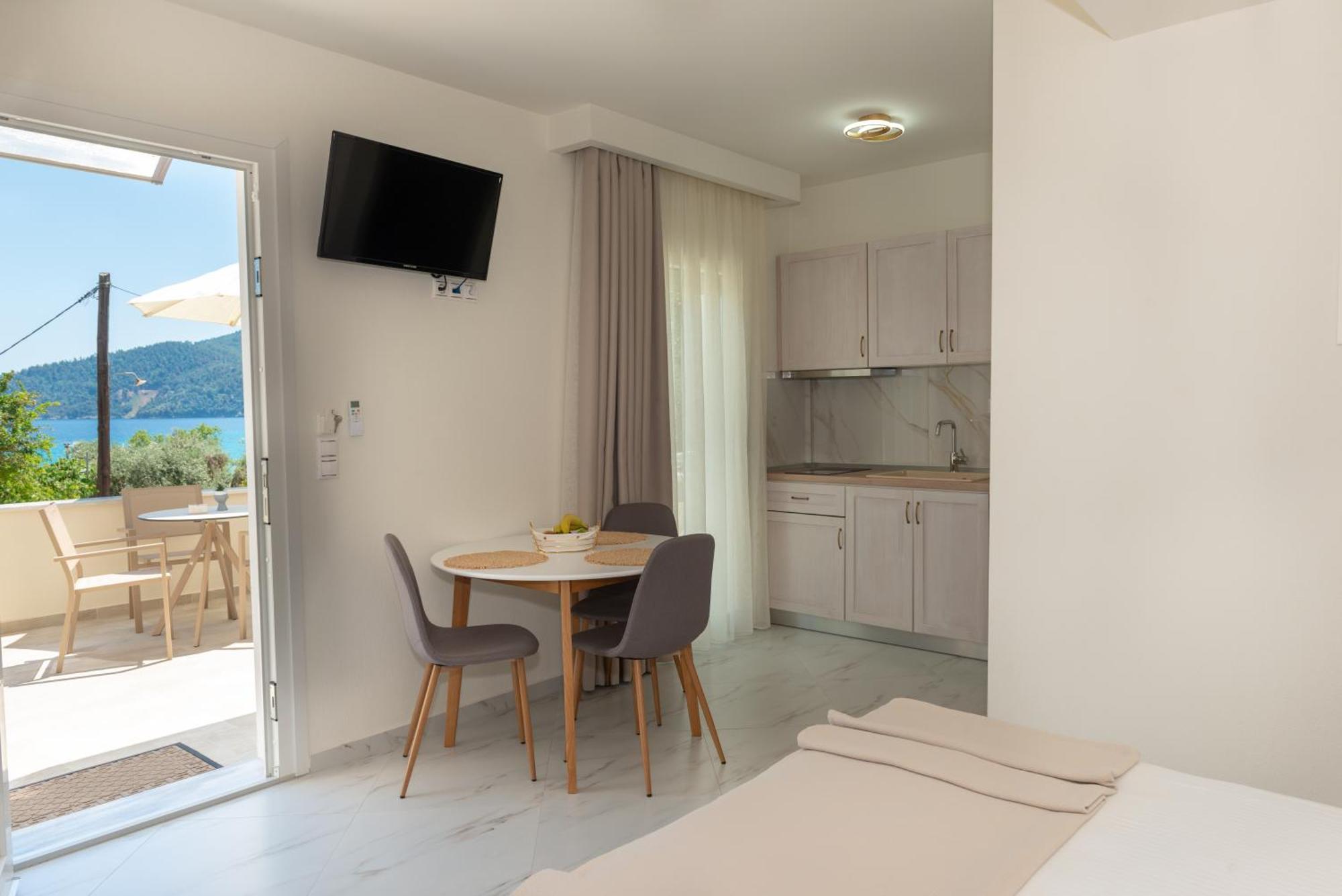 Anna Apartments 克里斯阿穆迪亚 外观 照片